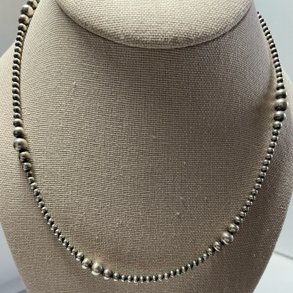3mm - 6mm graduated Sterling Silver Navajo Pearl Beaded Necklace 18” long